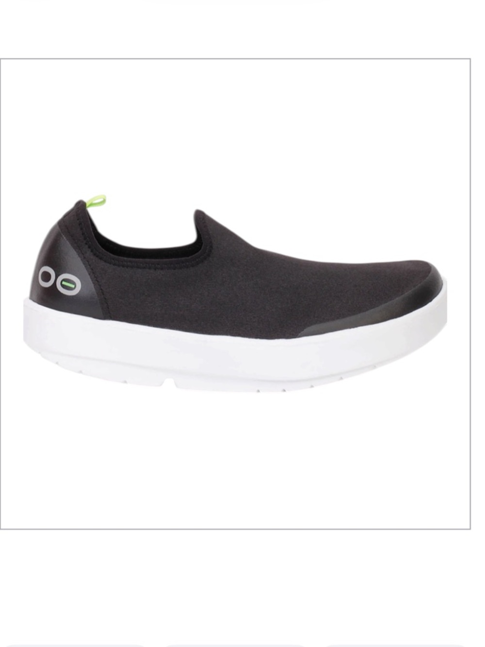 OOFOS Black OOMG EEZEE Low Sneakers Size 9